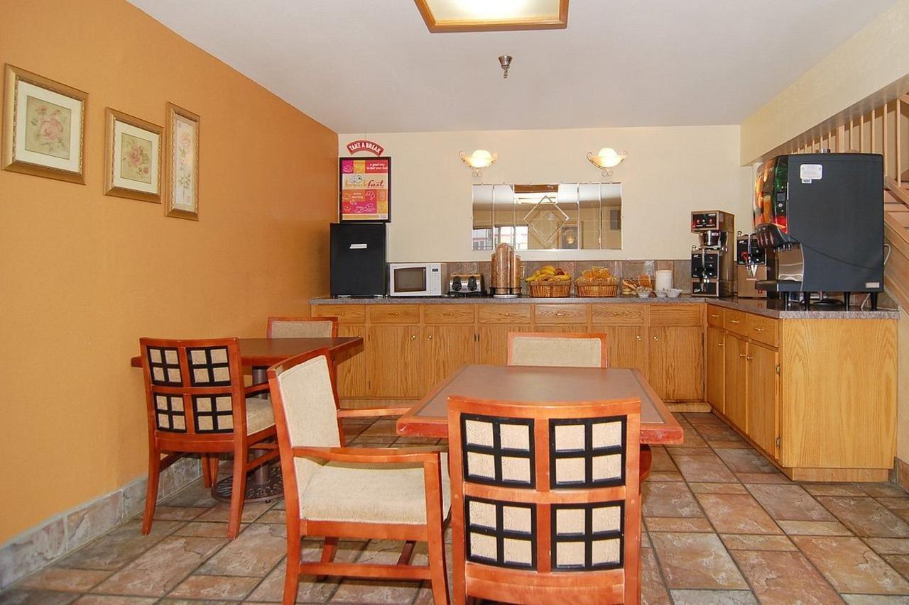 A Victory Inn - Tolleson/West Valley Restoran fotoğraf